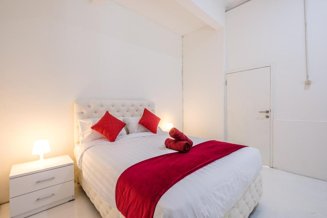 Luxury Minimalist Villa White Angel In Seminyak Екстериор снимка