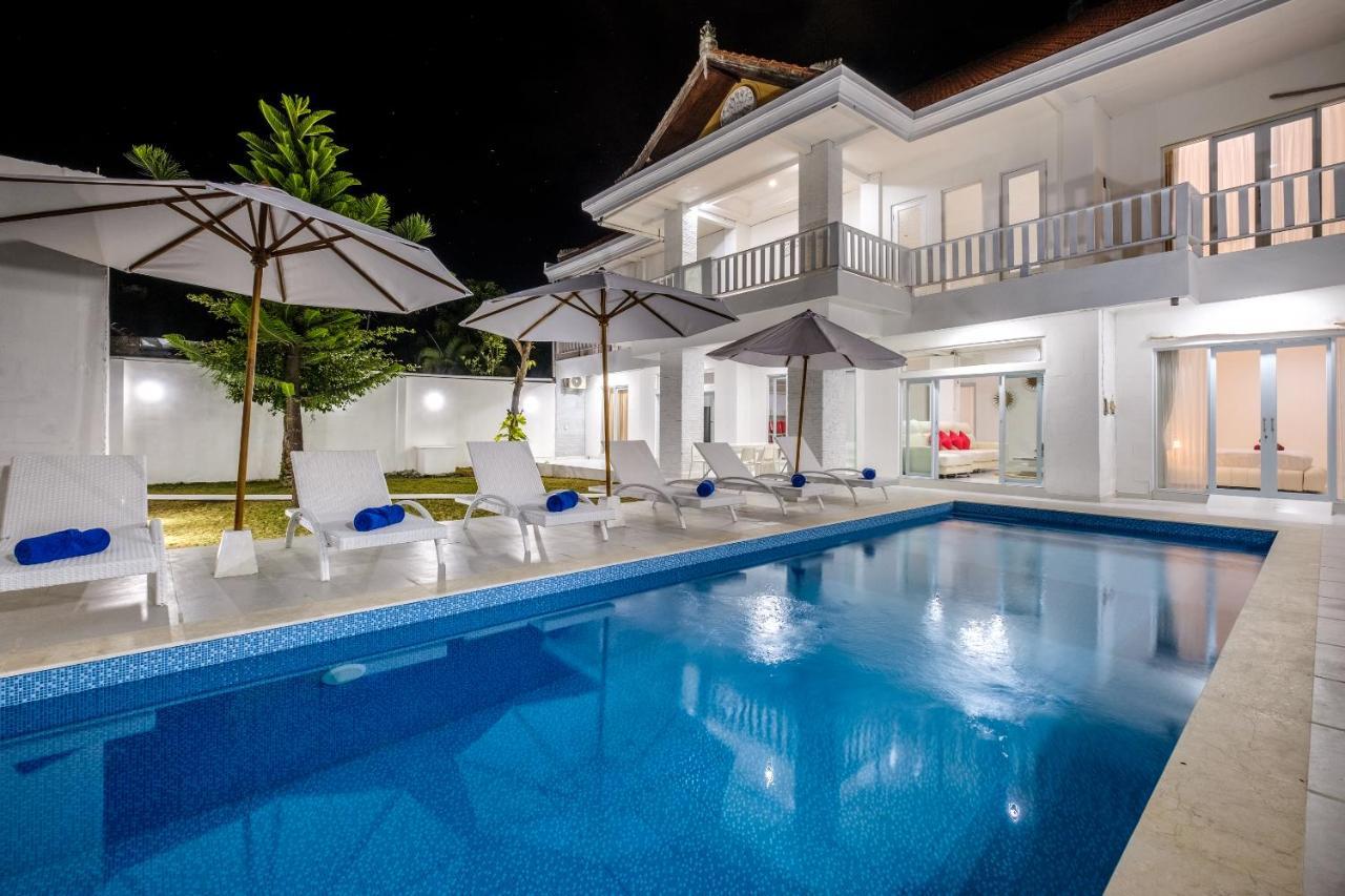 Luxury Minimalist Villa White Angel In Seminyak Екстериор снимка