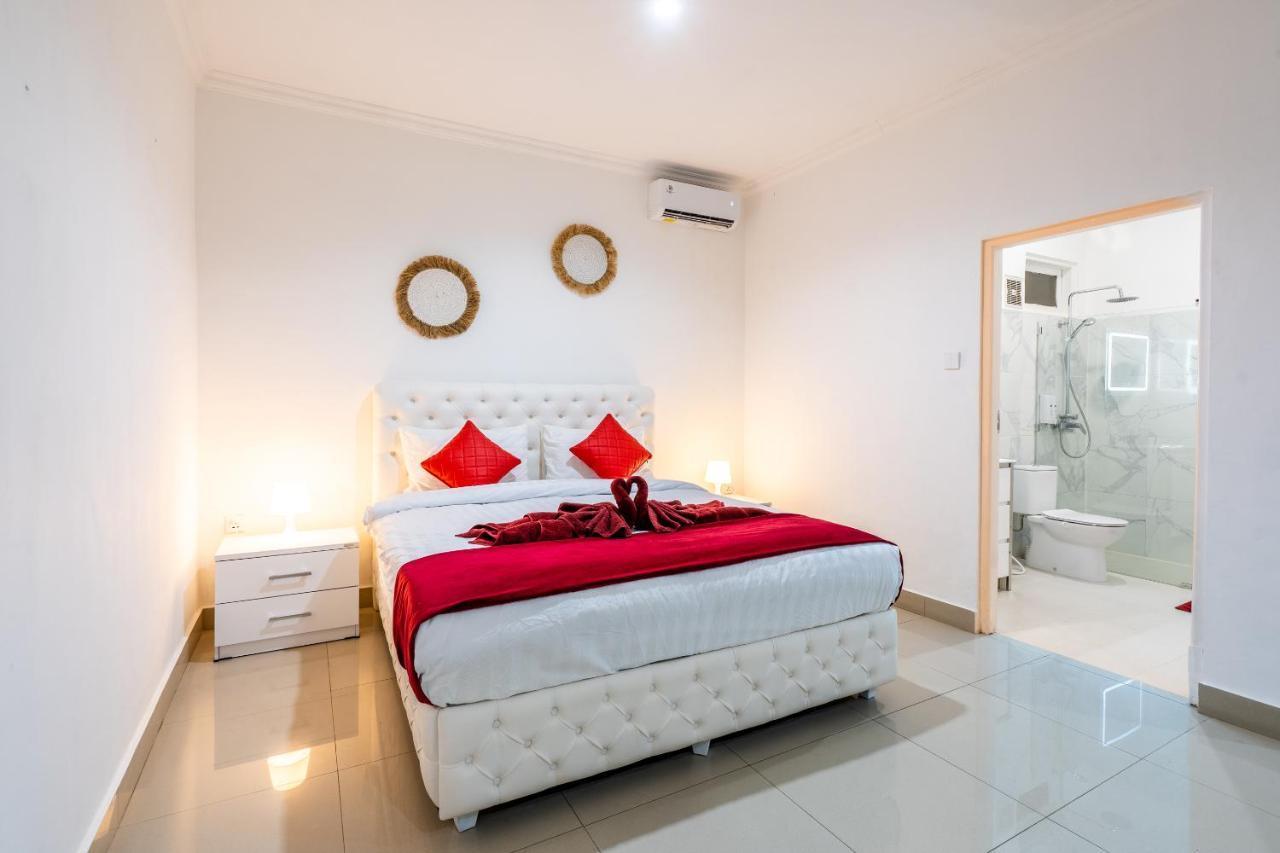 Luxury Minimalist Villa White Angel In Seminyak Екстериор снимка